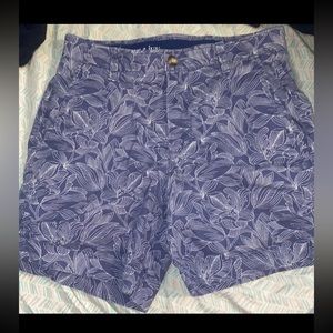 CROWN&IVY BLUE AND WHITE MENS SHORTS SIZE 30